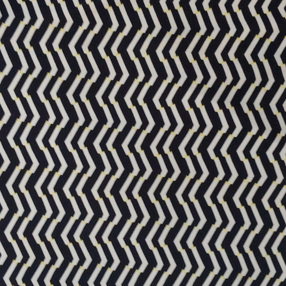 5/$25 Lularoe Irma Shirt Top Tunic Small S Black Yellow - Picture 3 of 5